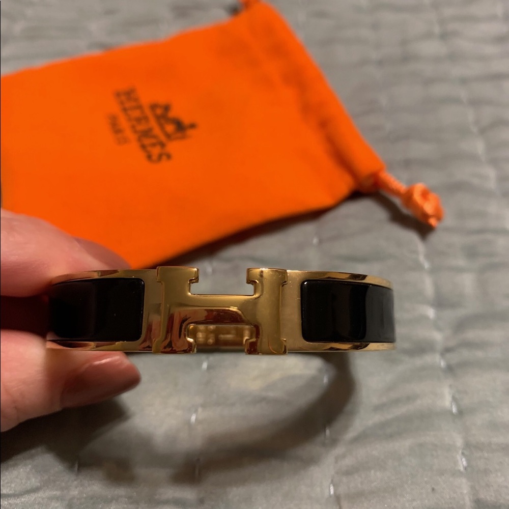 **SOLD**      Hermès Clic H Bracelet